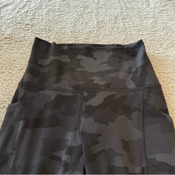 Lululemon Athletica align high rise crop with pockets 23” heritage 365 - Picture 4 of 7